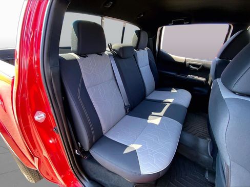 Used 2023 Toyota Tacoma TRD Sport w/ Technology Package RWD image 20