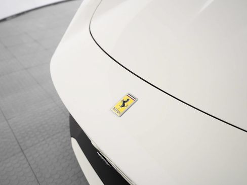 Certified 2025 Ferrari Roma Spider RWD image 12
