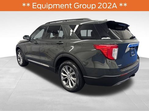 Certified 2022 Ford Explorer XLT w/ Equipment Group 202A image 3