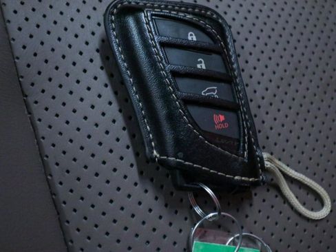 Used 2023 Lexus GX 460 Luxury w/ Sport Design Package image 27