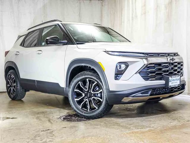 New 2026 Chevrolet TrailBlazer ACTIV w/ Convenience Package FWD image 2