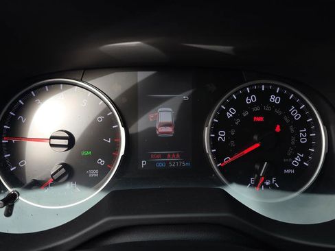 Used 2022 Toyota RAV4 XLE image 17