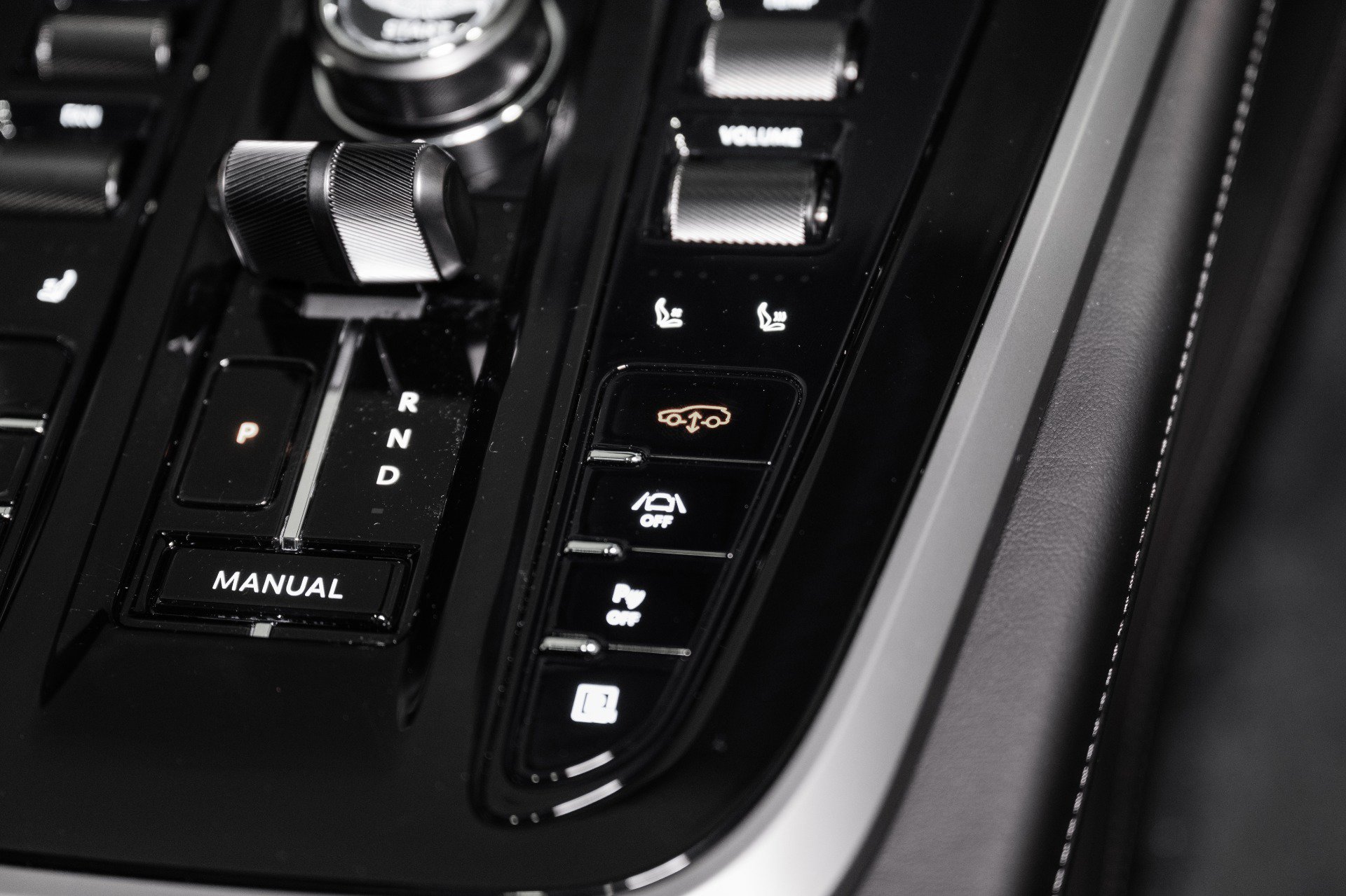New 2026 Aston Martin DBX 707 AWD/4WD image 39
