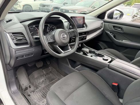 Used 2024 Nissan Rogue S AWD/4WD image 17