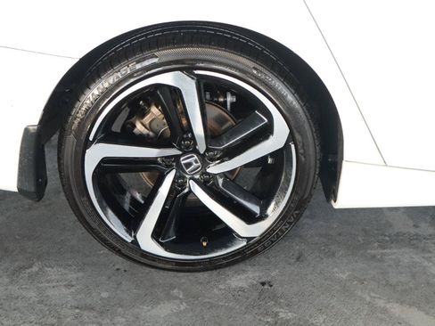 Used 2022 Honda Accord Sport image 5