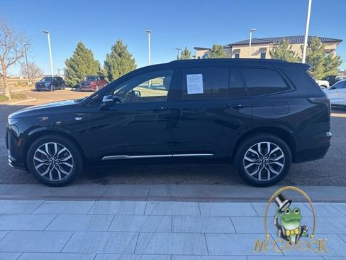 Used 2022 Cadillac XT6 Sport image 6