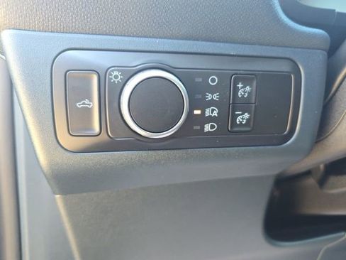 New 2026 Ford Maverick XLT w/ XLT Luxury Package FWD image 17