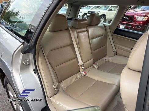 Used 2007 Subaru Outback 2.5i Limited AWD/4WD image 19