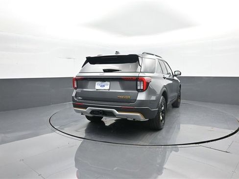 New 2026 Ford Explorer Tremor w/ Tremor Convenience Package image 7