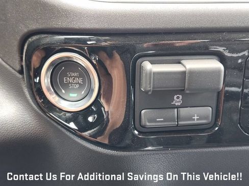 New 2026 GMC Sierra 1500 SLT AWD/4WD image 16