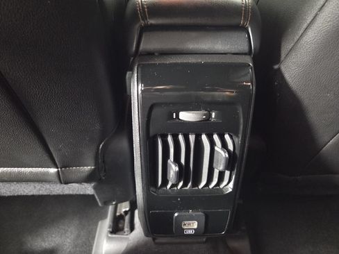 Used 2022 Jeep Compass Limited AWD/4WD image 23