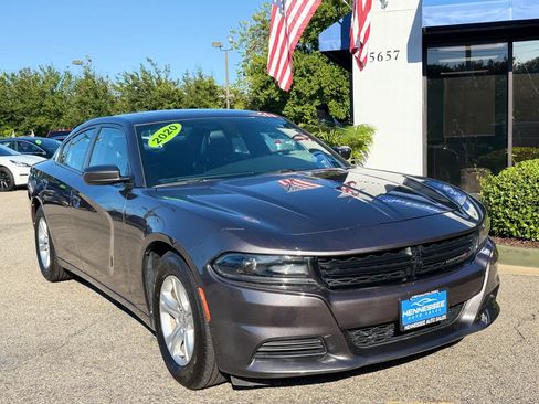 Used 2020 Dodge Charger SXT w/ Leather Interior Group RWD image 26