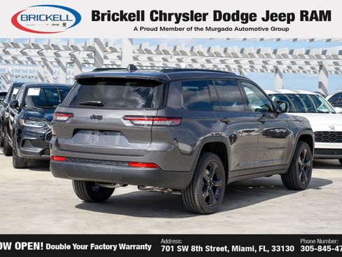 New 2025 Jeep Grand Cherokee L Altitude image 5
