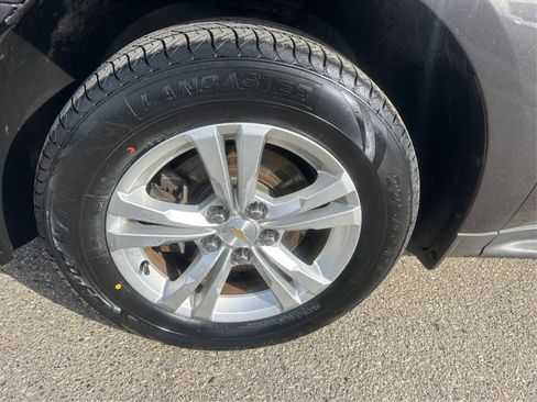 Used 2016 Chevrolet Equinox LS image 27
