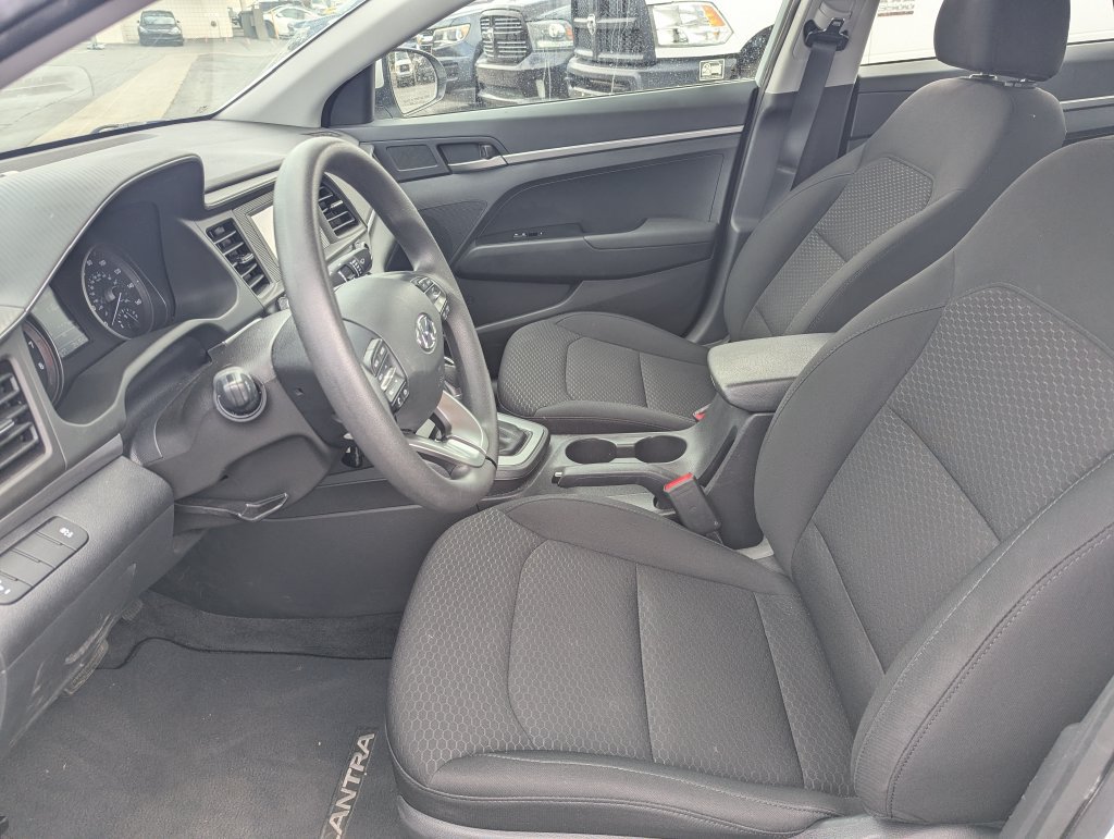 Used 2019 Hyundai Elantra SE w/ Cargo Package FWD image 23