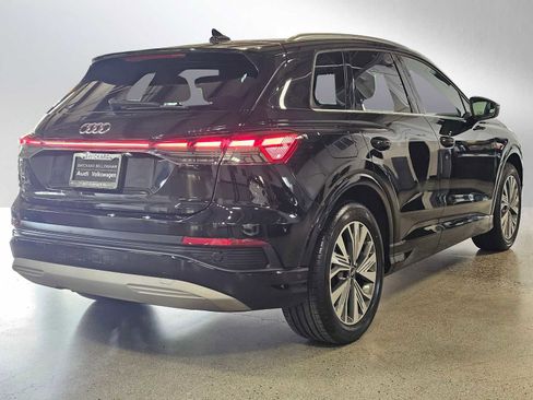 Used 2023 Audi Q4 e-tron Premium Plus w/ Premium Plus RWD image 3