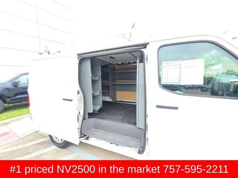 Used 2021 Nissan NV 2500 SV w/ Navigation Package RWD image 10