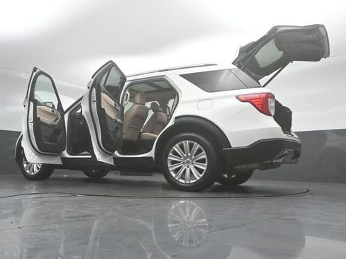 Certified 2023 Ford Explorer Limited w/ Equipment Group 301A image 58