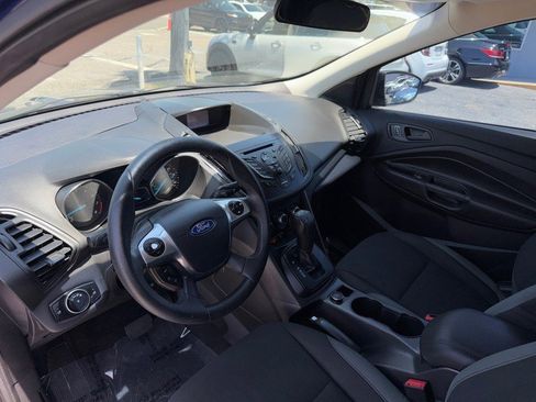 Used 2016 Ford Escape S FWD image 2