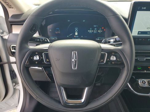 Certified 2023 Lincoln Corsair AWD w/ Equipment Group 101A image 14