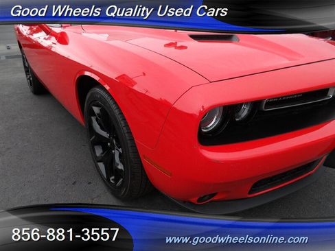 Used 2018 Dodge Challenger SXT Plus RWD image 10