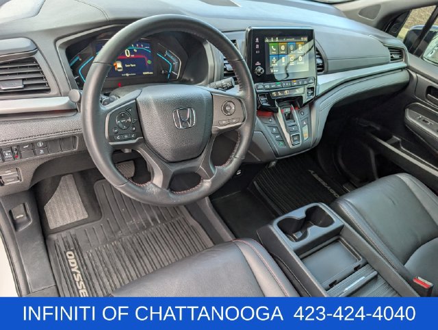 Used 2024 Honda Odyssey Sport image 4