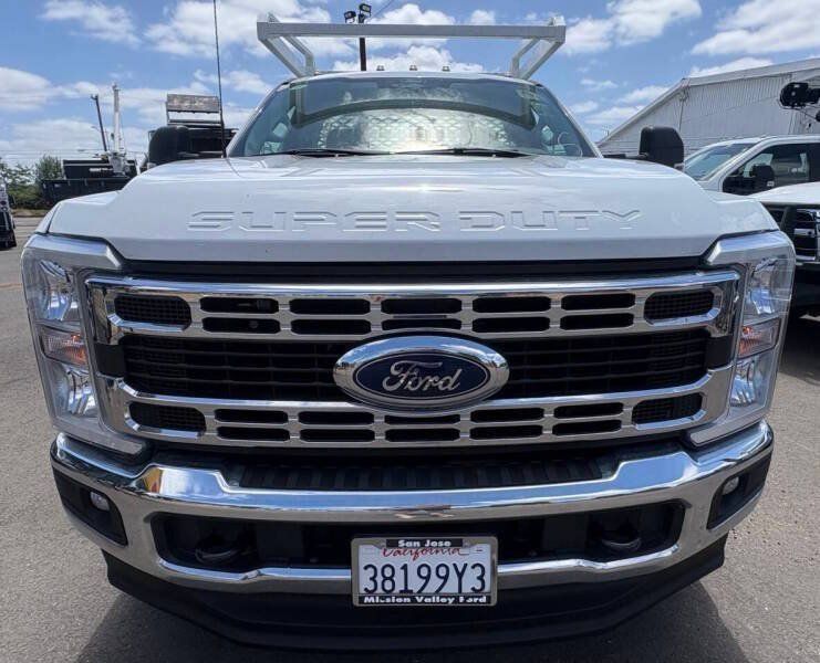 Used 2024 Ford F350 XL w/ XL Chrome Package AWD/4WD image 9