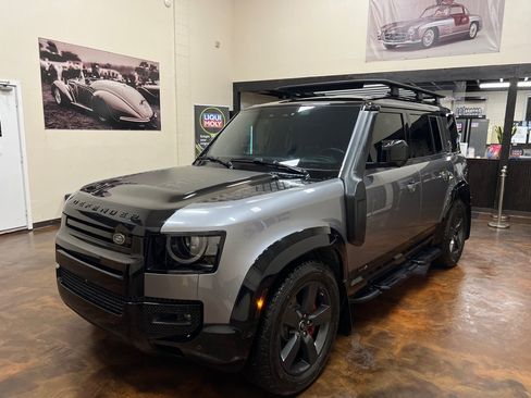 Used 2020 Land Rover Defender 110 X AWD/4WD image 5