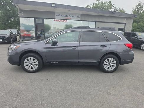 Used 2019 Subaru Outback 2.5i Premium AWD/4WD image 4