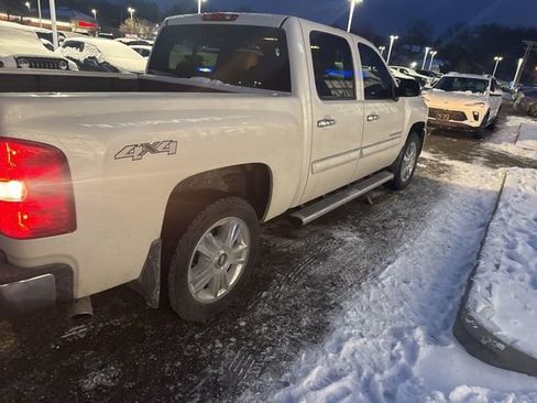 Used 2013 Chevrolet Silverado 1500 LTZ w/ LTZ White Diamond Edition image 3