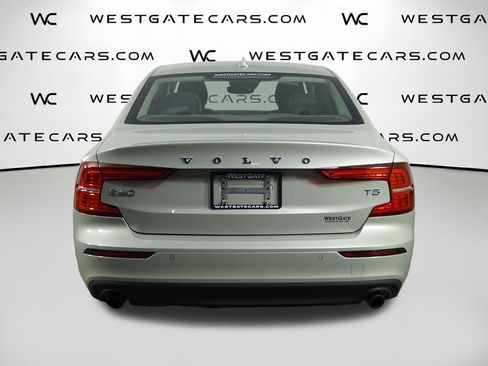 Used 2019 Volvo S60 T5 Momentum w/ Multimedia Package image 7