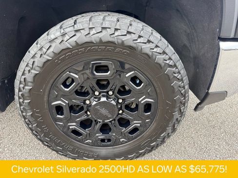 Used 2024 Chevrolet Silverado 2500 LTZ w/ LTZ Convenience Package AWD/4WD image 36