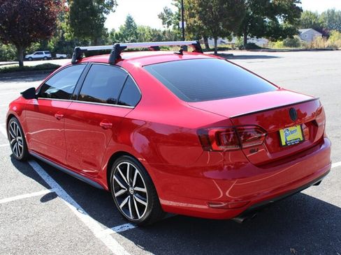 Used 2014 Volkswagen Jetta GLI Autobahn FWD image 3
