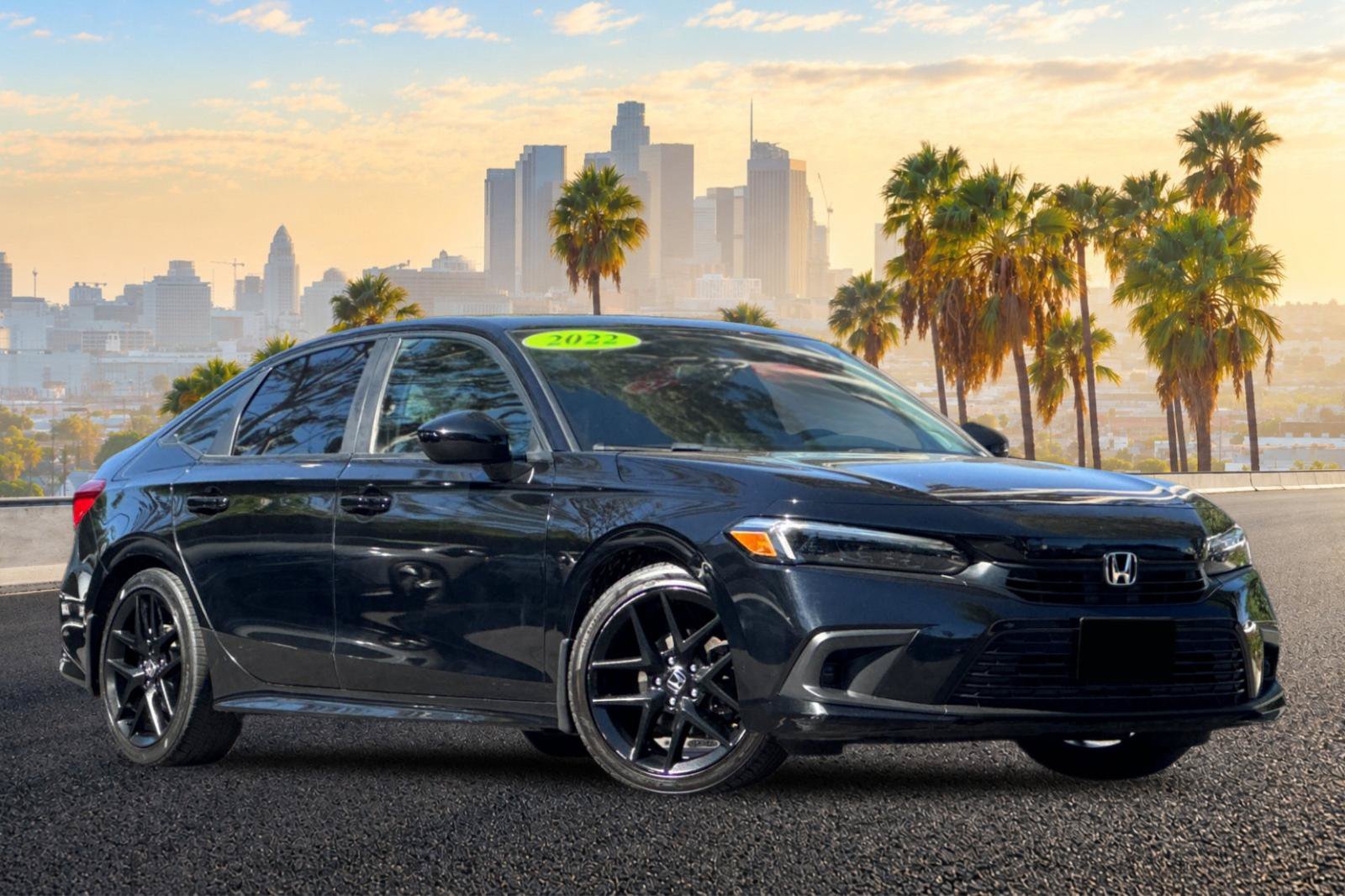 Used 2022 Honda Civic Sport image 2