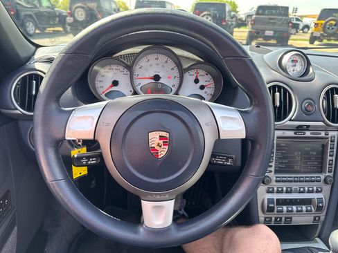 Used 2005 Porsche Boxster S RWD image 18