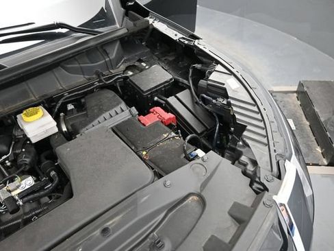 Used 2025 Nissan Pathfinder Platinum FWD image 54