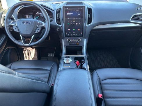 Used 2022 Ford Edge SEL w/ Convenience Package image 14