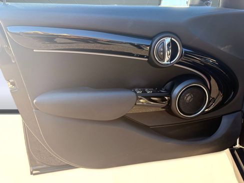 Used 2017 MINI Cooper S image 22