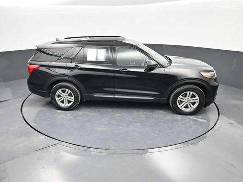 Used 2023 Ford Explorer XLT w/ Equipment Group 202A image 33