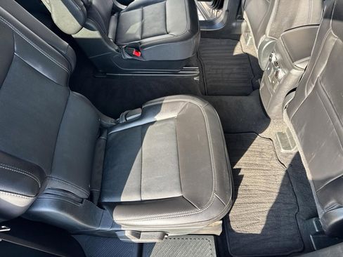 Used 2024 Ford Explorer Limited image 14