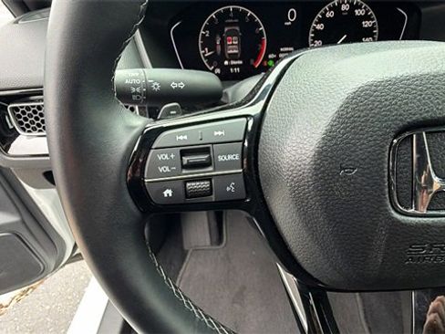 Used 2025 Honda Civic Sport image 27