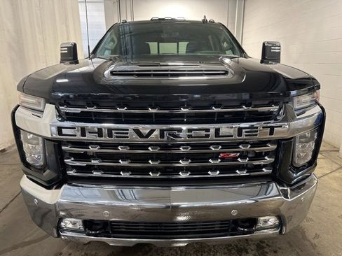 Used 2022 Chevrolet Silverado 2500 LTZ w/ LTZ Plus Package image 2