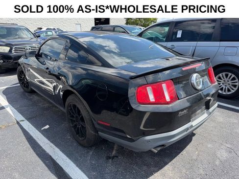 Used 2012 Ford Mustang Premium RWD image 5