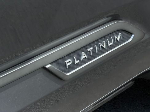 Used 2025 Toyota Tundra Platinum AWD/4WD image 20