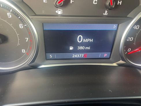 Used 2025 Chevrolet Blazer LT image 40