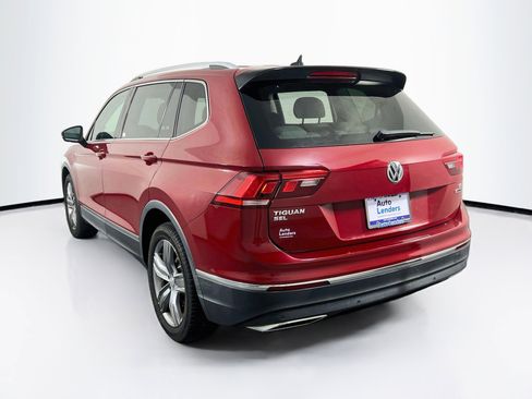 Used 2018 Volkswagen Tiguan SEL Premium w/ 3rd Row Seat Package AWD/4WD image 7
