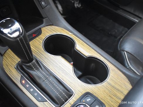 Used 2017 GMC Acadia Denali w/ Technology Package image 31