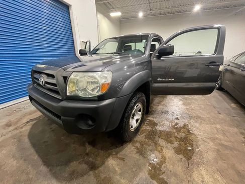 Used 2010 Toyota Tacoma 4x4 Regular Cab image 16