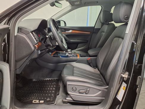 Used 2023 Audi Q5 2.0T Premium w/ Convenience Package image 25