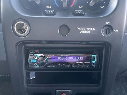 Used 2004 Nissan Frontier XE w/ (VTP) Value Truck Pkg image 21